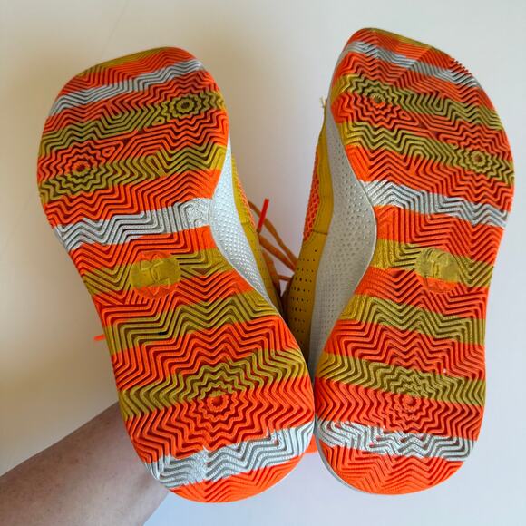 Under Armour Youth Curry Basketball Sneakers 6.5 - Picture 12 of 12